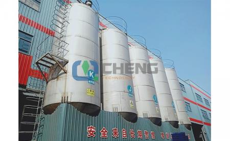 浙江鑫鼎塑业股份有限公司-大型垃圾桶行业大料仓c  